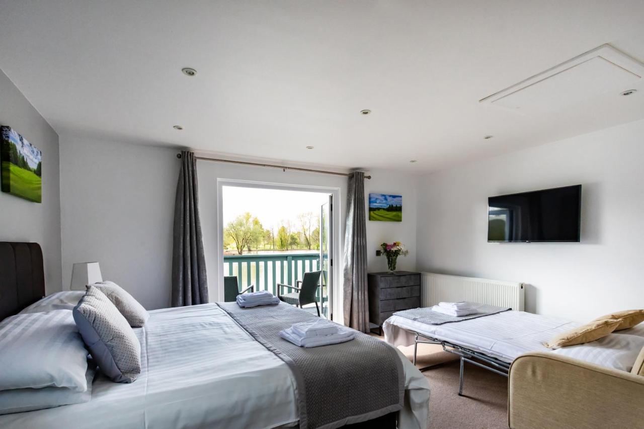 The Vale Golf & Country Club Villa Bishampton Luaran gambar